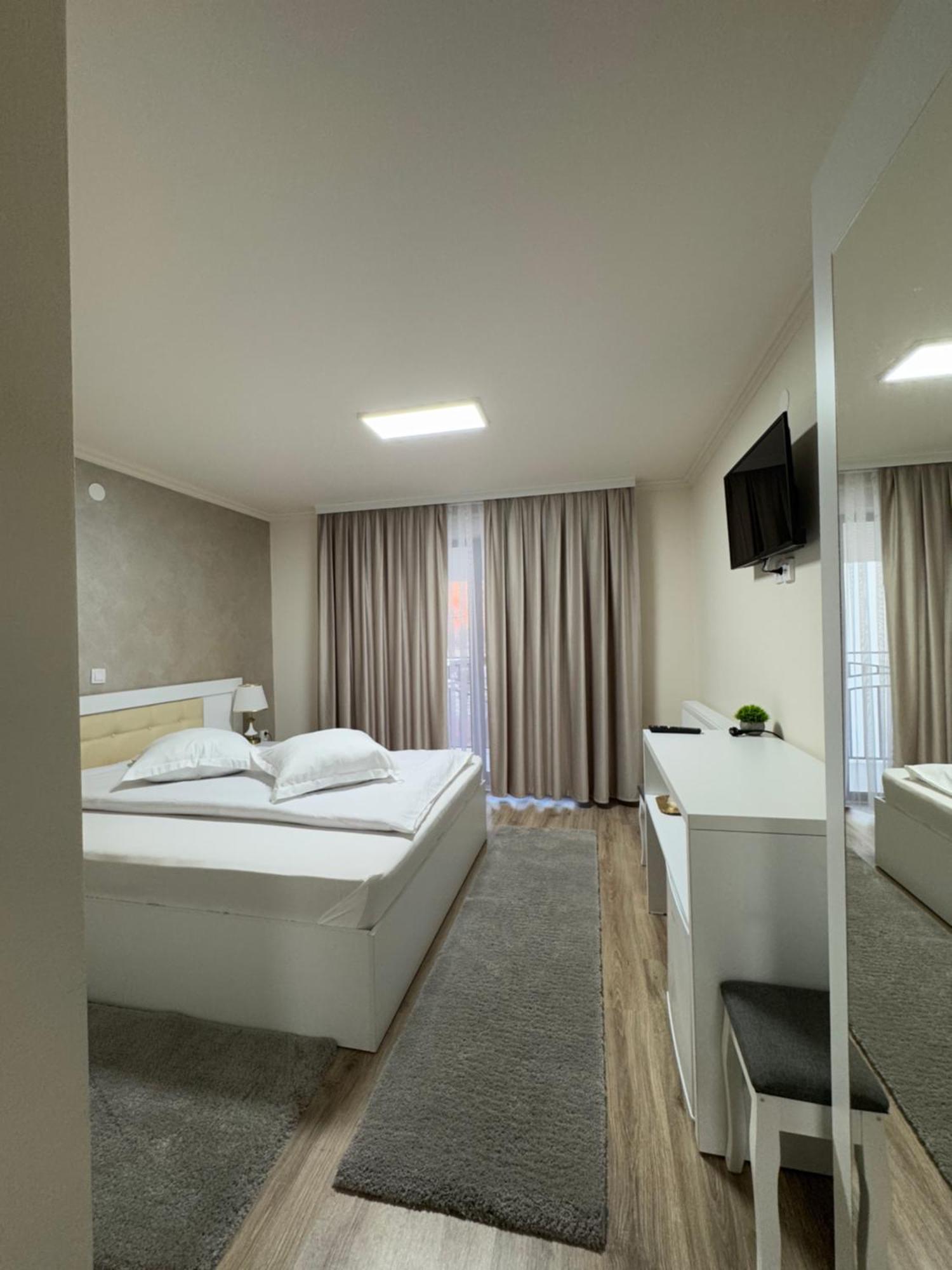 Conacul Pestera Ursilor Chiscau Dış mekan fotoğraf